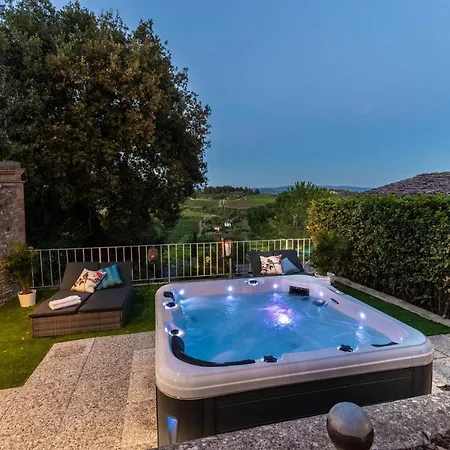 Chianti, Your Secret 4 Bedrooms Retreat With View Over The Vineyards In