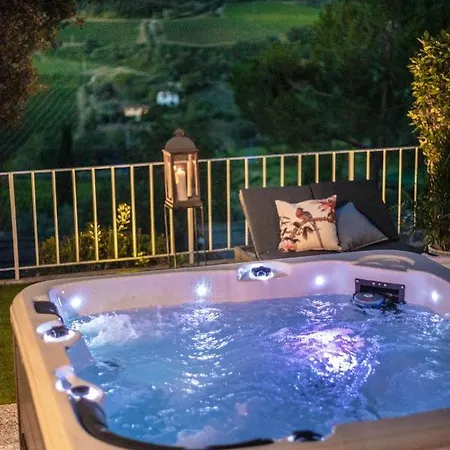 Chianti, Your Secret 4 Bedrooms Retreat With View Over The Vineyards In Villa Marcialla