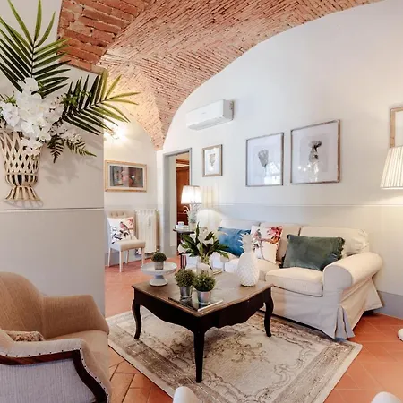 Chianti, Your Secret 4 Bedrooms Retreat With View Over The Vineyards In Villa
