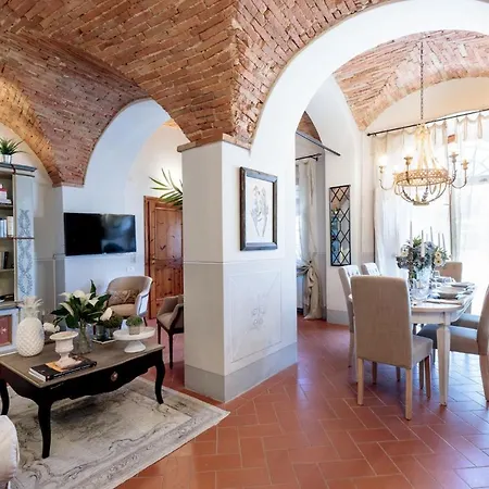 Chianti, Your Secret 4 Bedrooms Retreat With View Over The Vineyards In Villa
