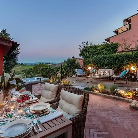 Chianti, Your Secret 4 Bedrooms Retreat With View Over The Vineyards In Villa Marcialla