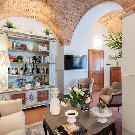 Villa Chianti, Your Secret 4 Bedrooms Retreat With View Over The Vineyards In Marcialla