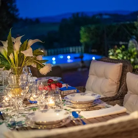 Villa Chianti, Your Secret 4 Bedrooms Retreat With View Over The Vineyards In